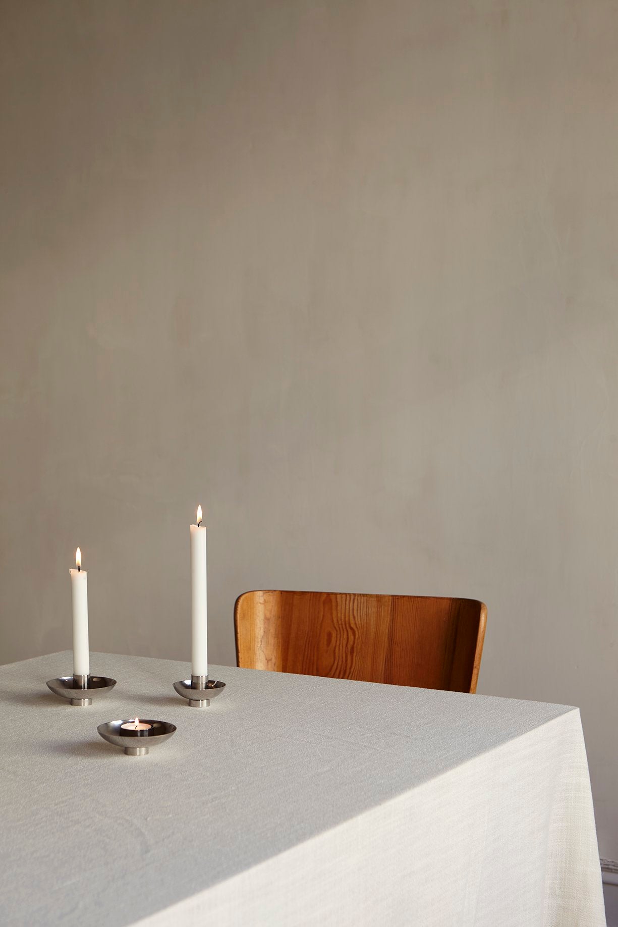 lysestaker i krom til stearinlys fra essei