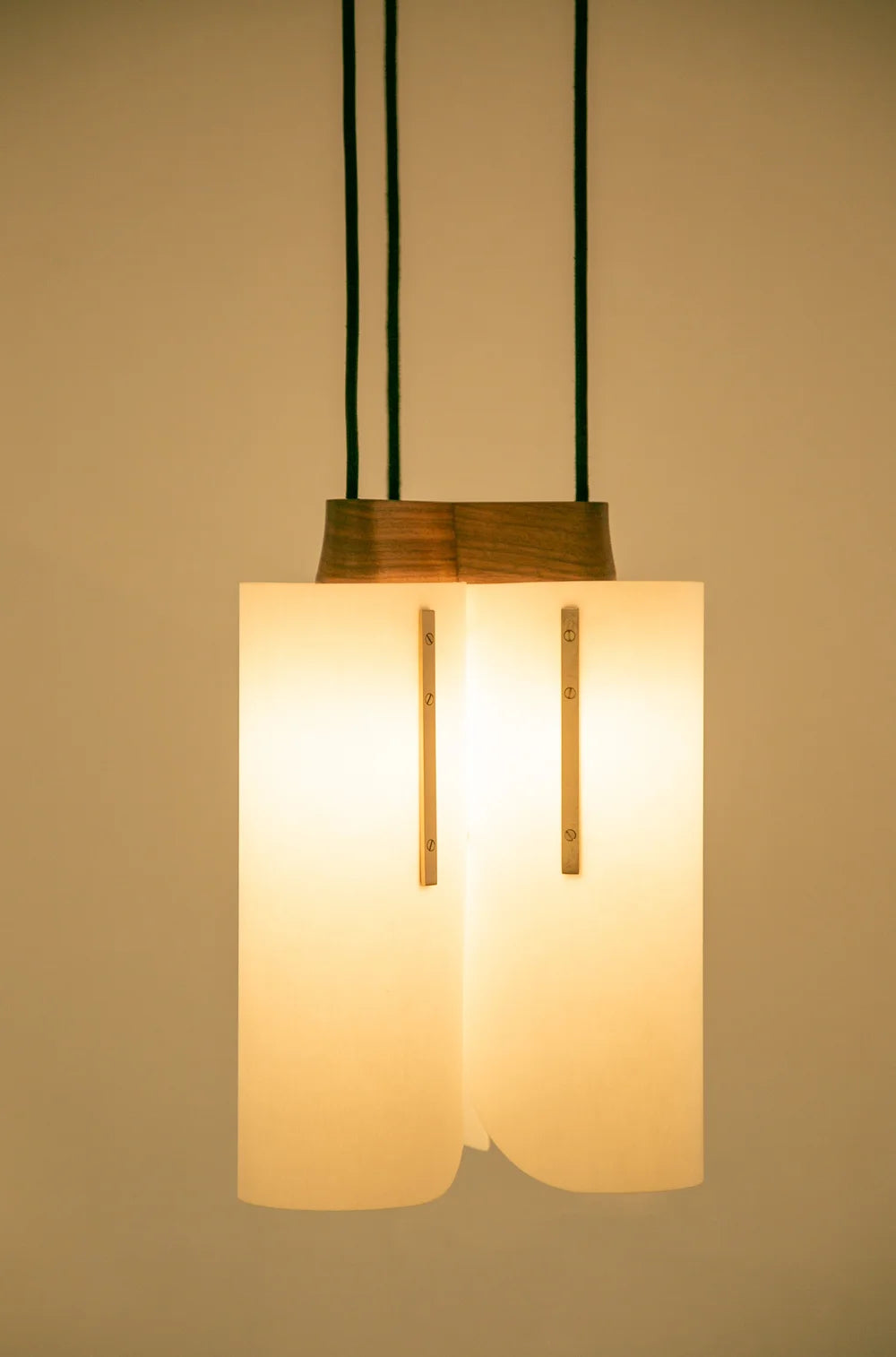 Modernist Triple Drop Pendel