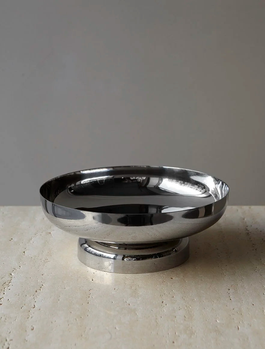 Essei Apollo Bowl, dekorasjons skål i polert stål