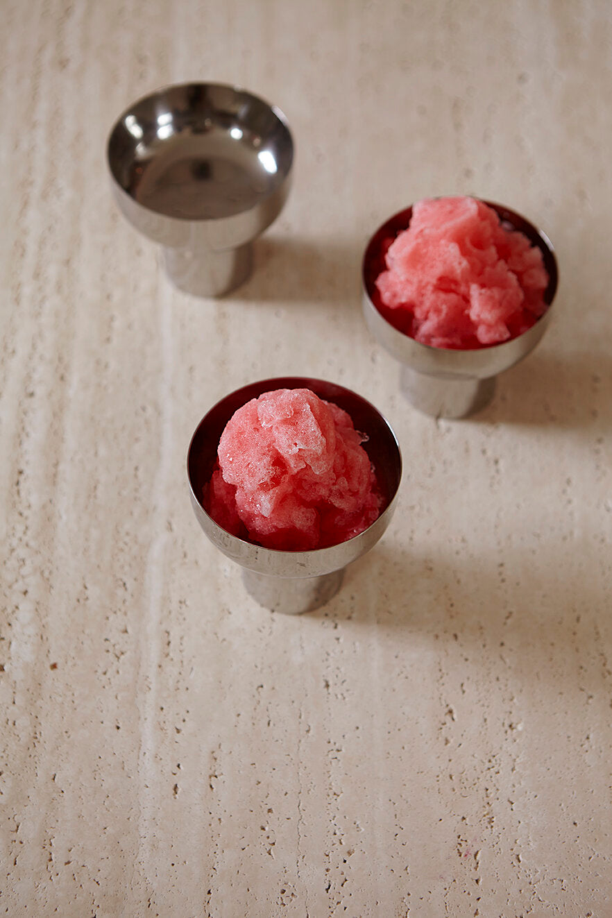 Essei Design Apollo Cocktailglass som dessertskål