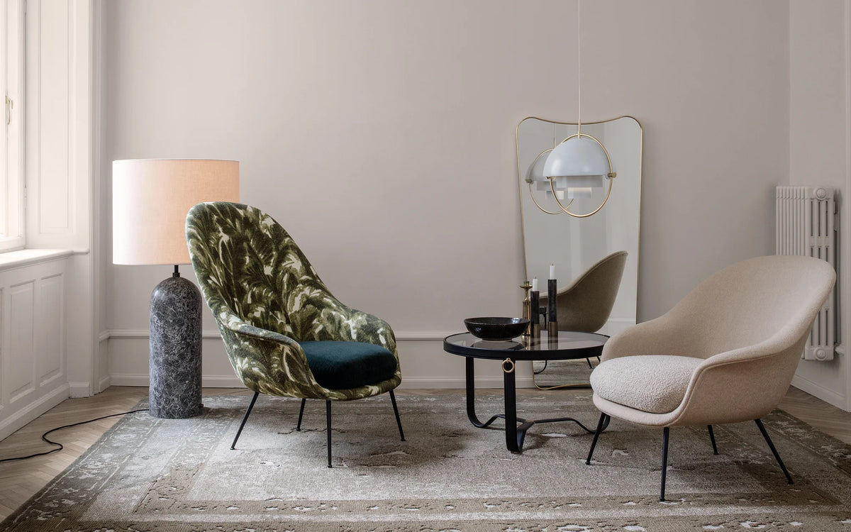 Gravity XL gulvlampe fra Gubi