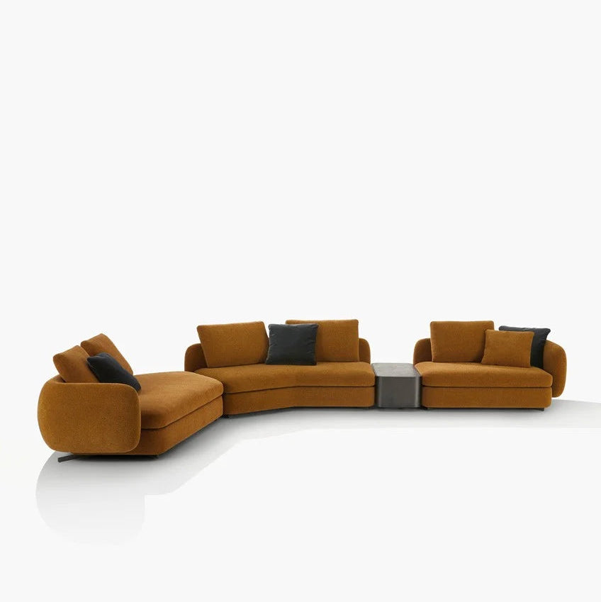 Saint Germain sofa fra Poliform i oransje tekstil