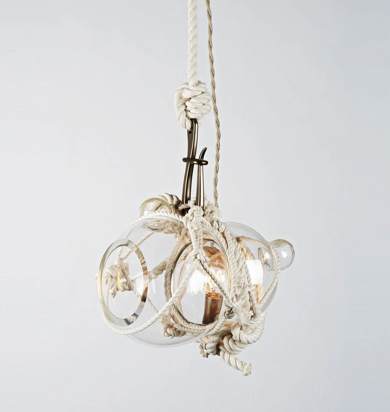 Roll & Hill Knotty Bubbles Pendel i klart glass