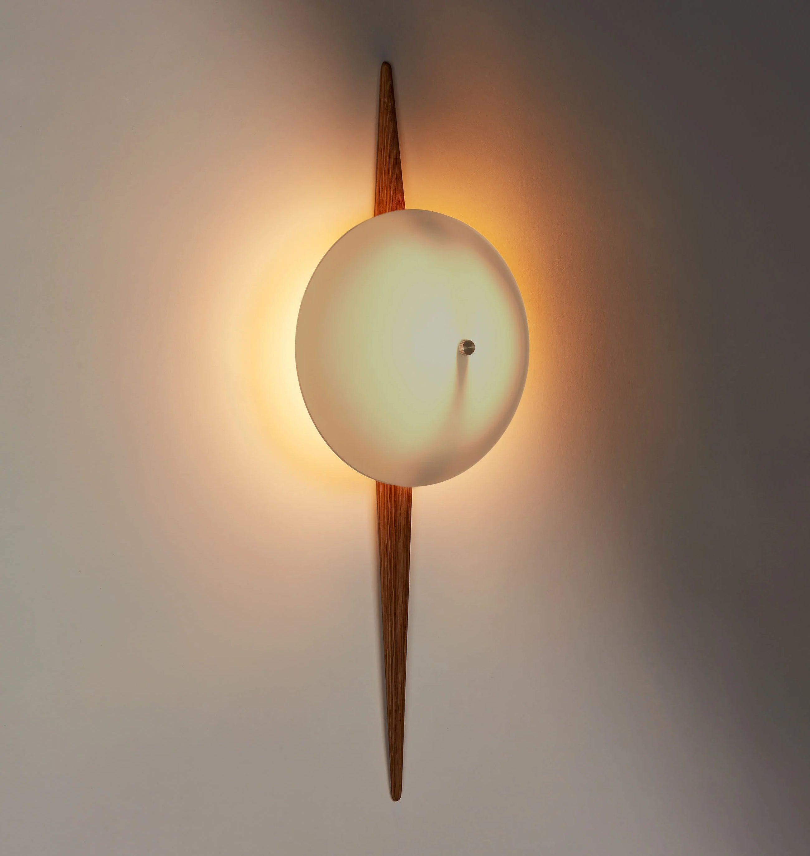 The Laddi Round Vegglampe