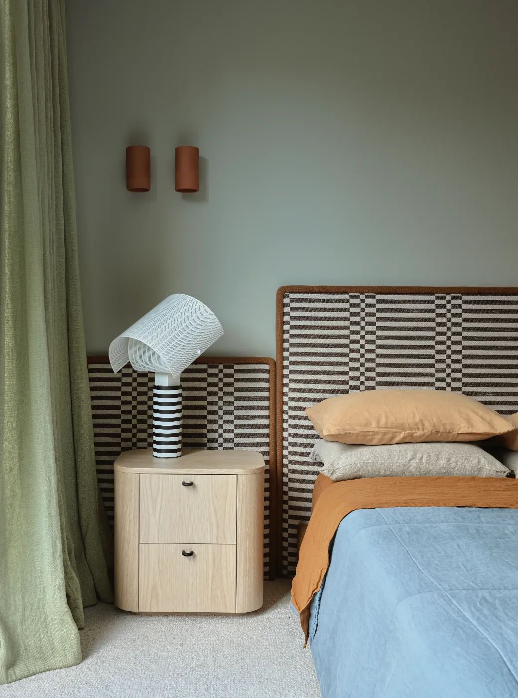 Artemide Shogun Bordlampe i sort og hvit