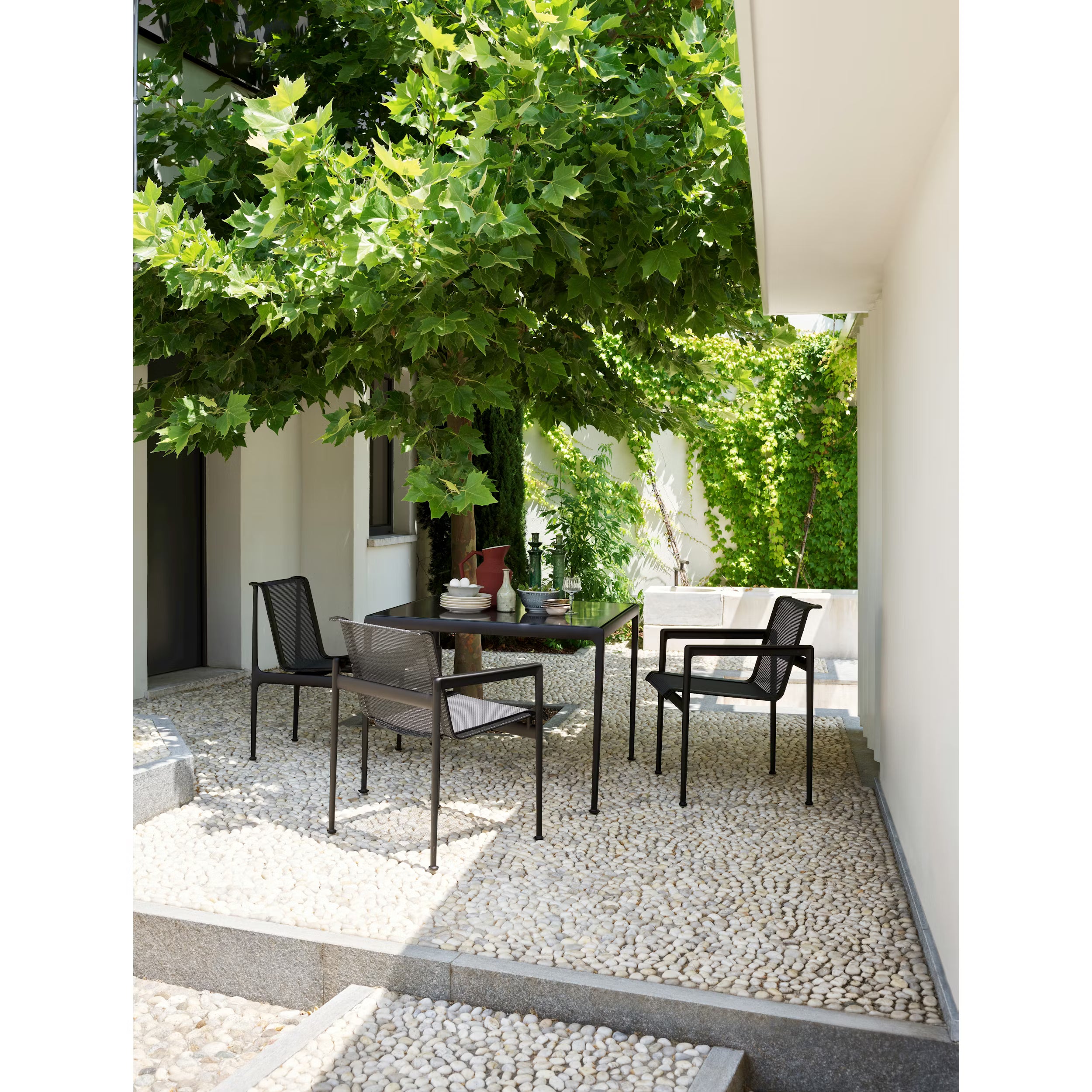 1966 Outdoor Spisestol med Arm