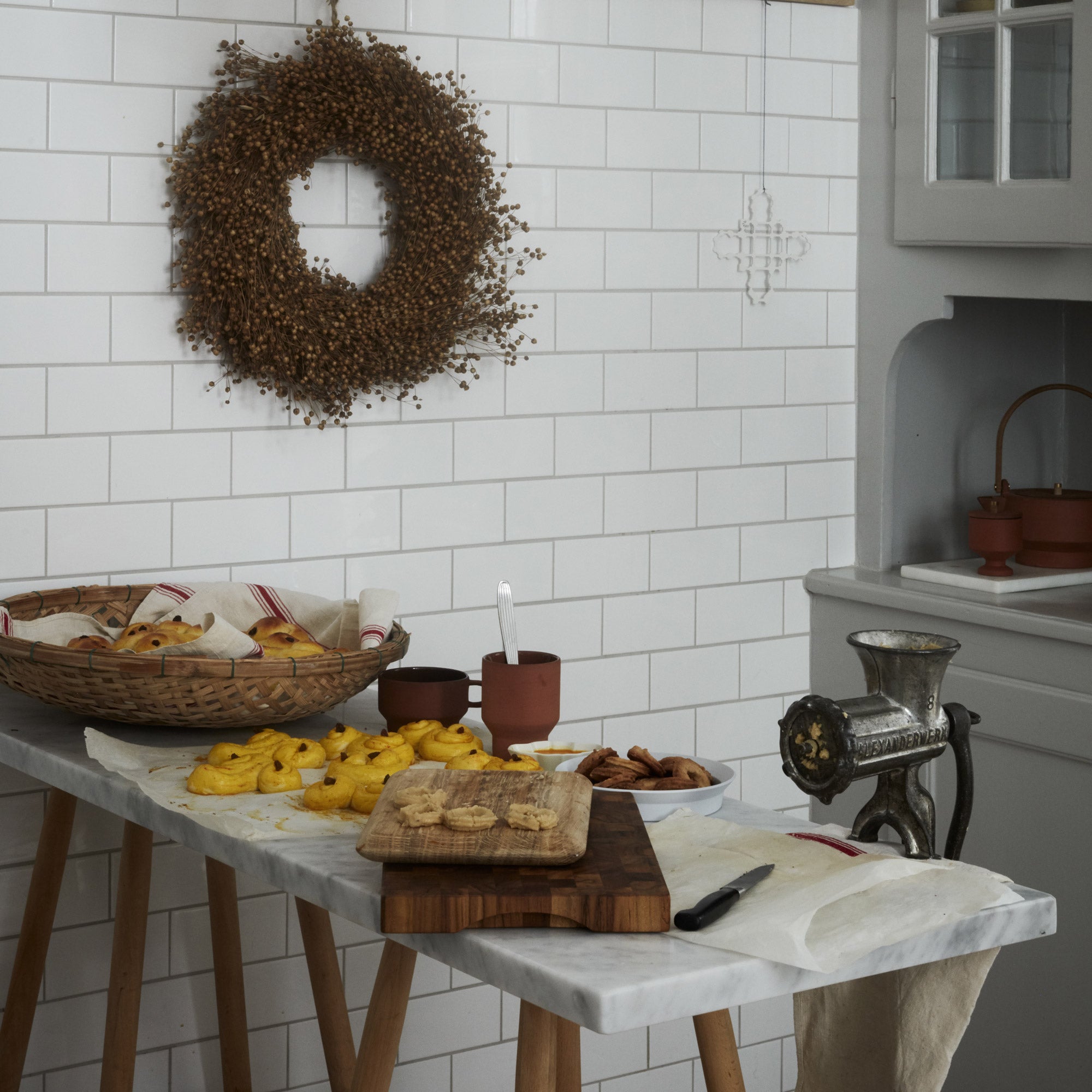 Dania Cutting Board 35x56