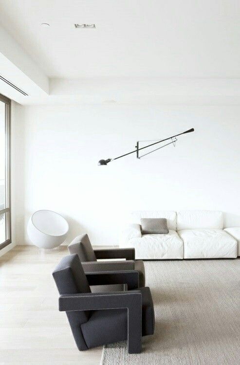 Flos 265 vegglampe med Cassina Utrecht Loungestol