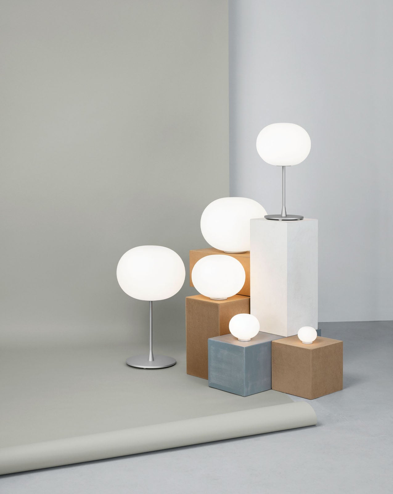 Flos Glo Ball størrelser bordlamper