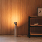 Plusminus Solo Gulvlampe - Utstillingsmodell