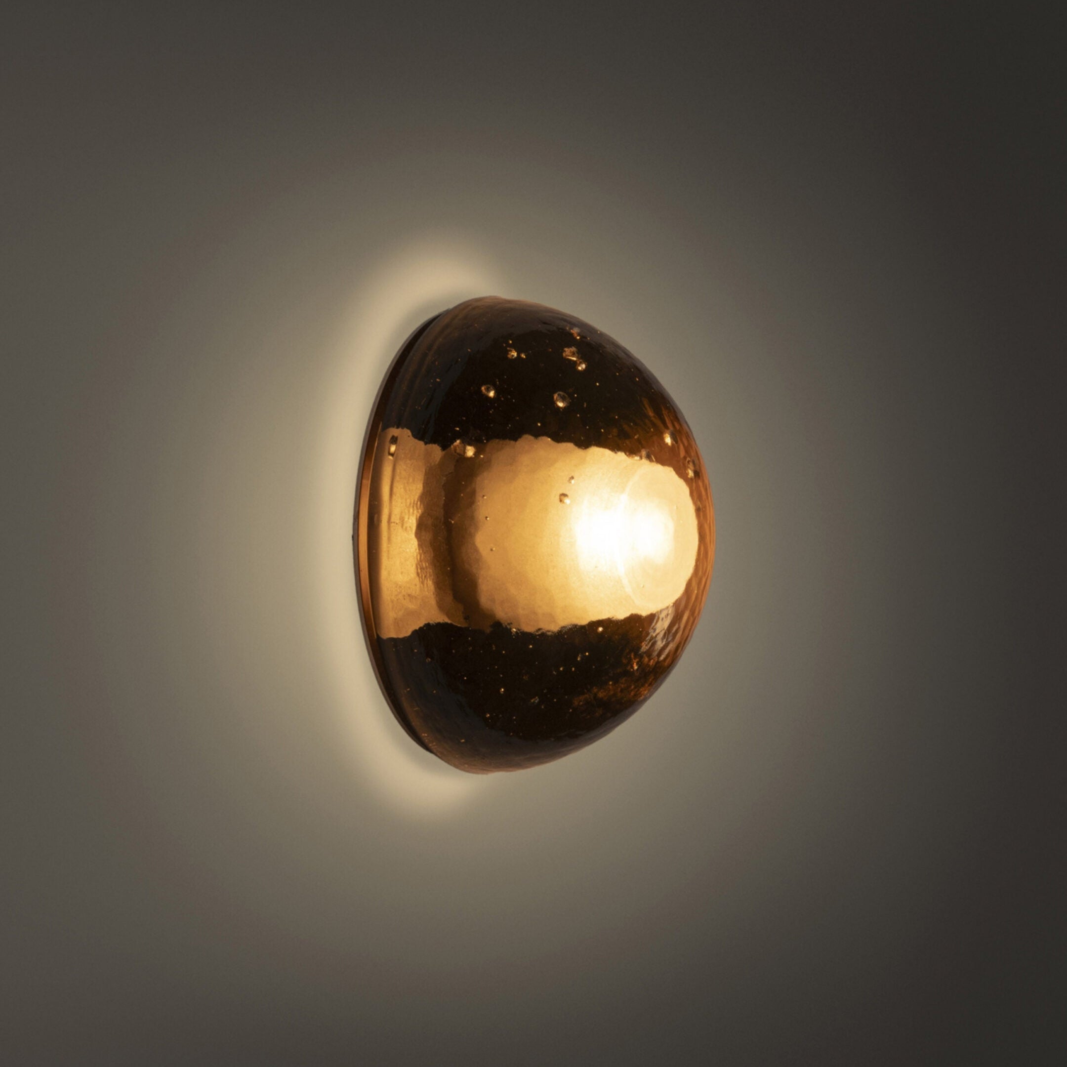 Bocci 14s vegglampe i glass til bad