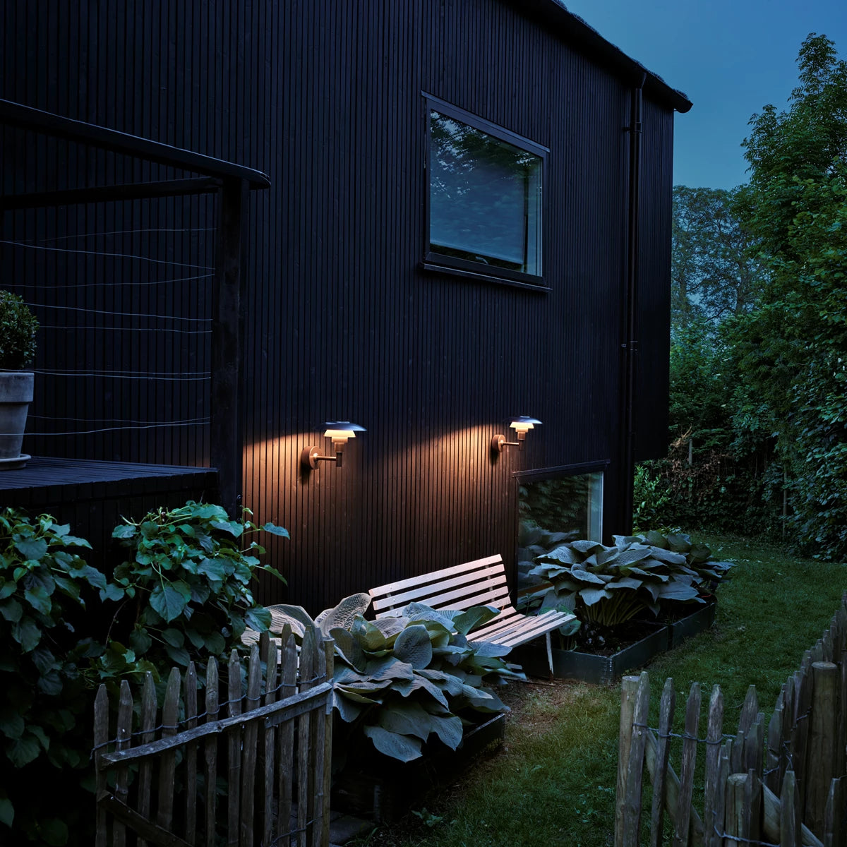 PH 3-2½ Utendørs Vegglampe