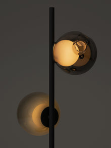 28.3 Gulvlampe Høy