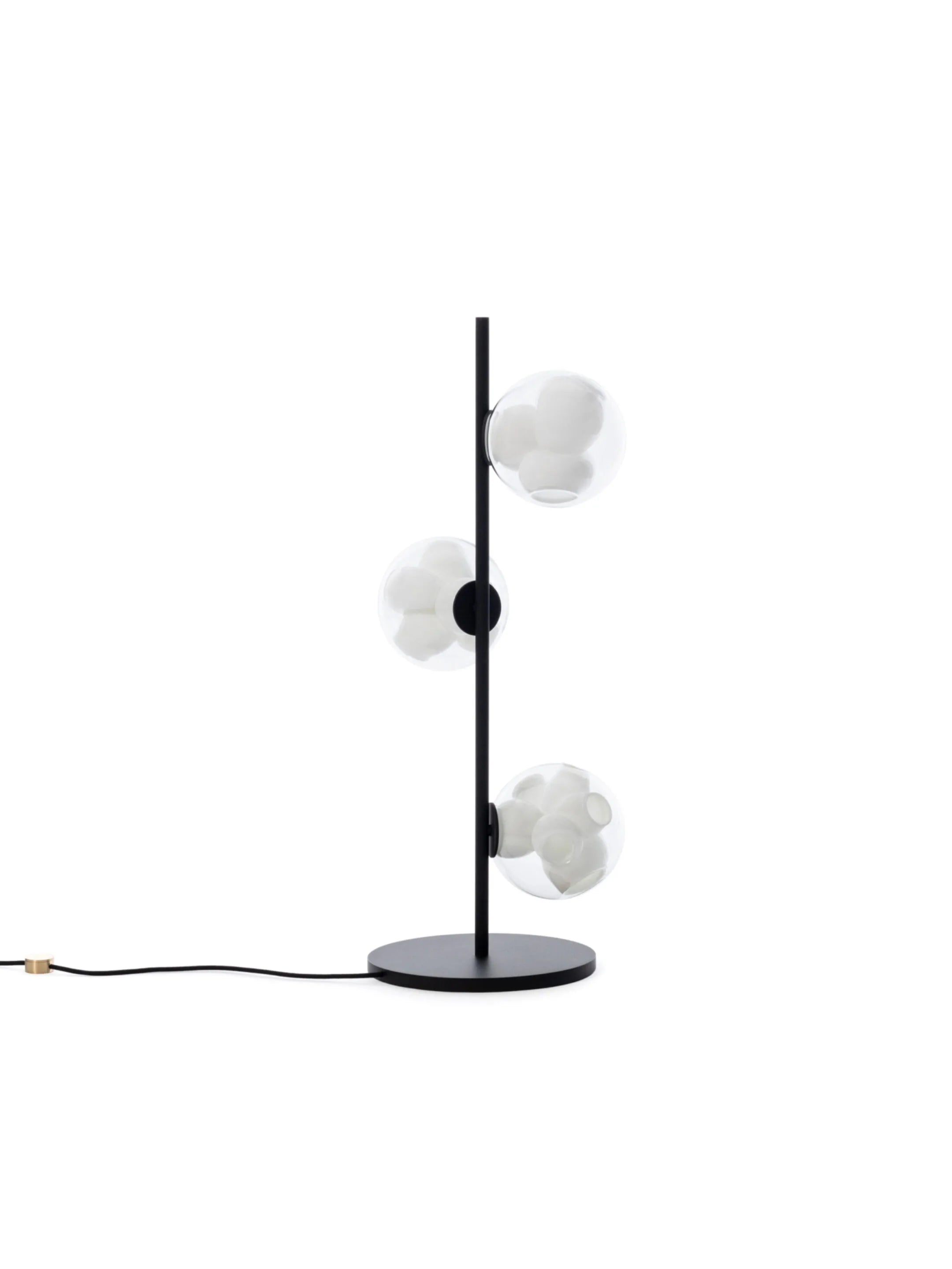 38.3 Gulvlampe Lav