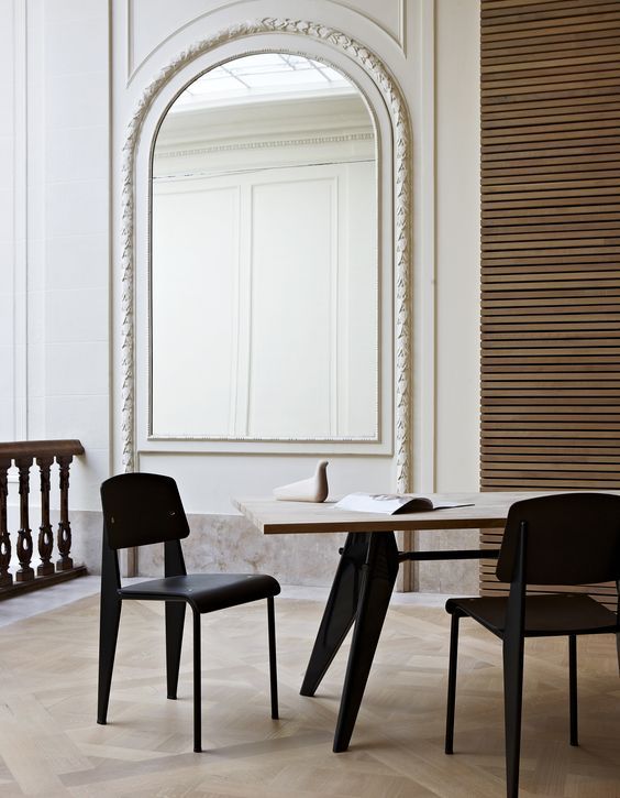 Vitra Standard SP dining chair deep black