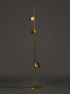 57.3 Gulvlampe Høy