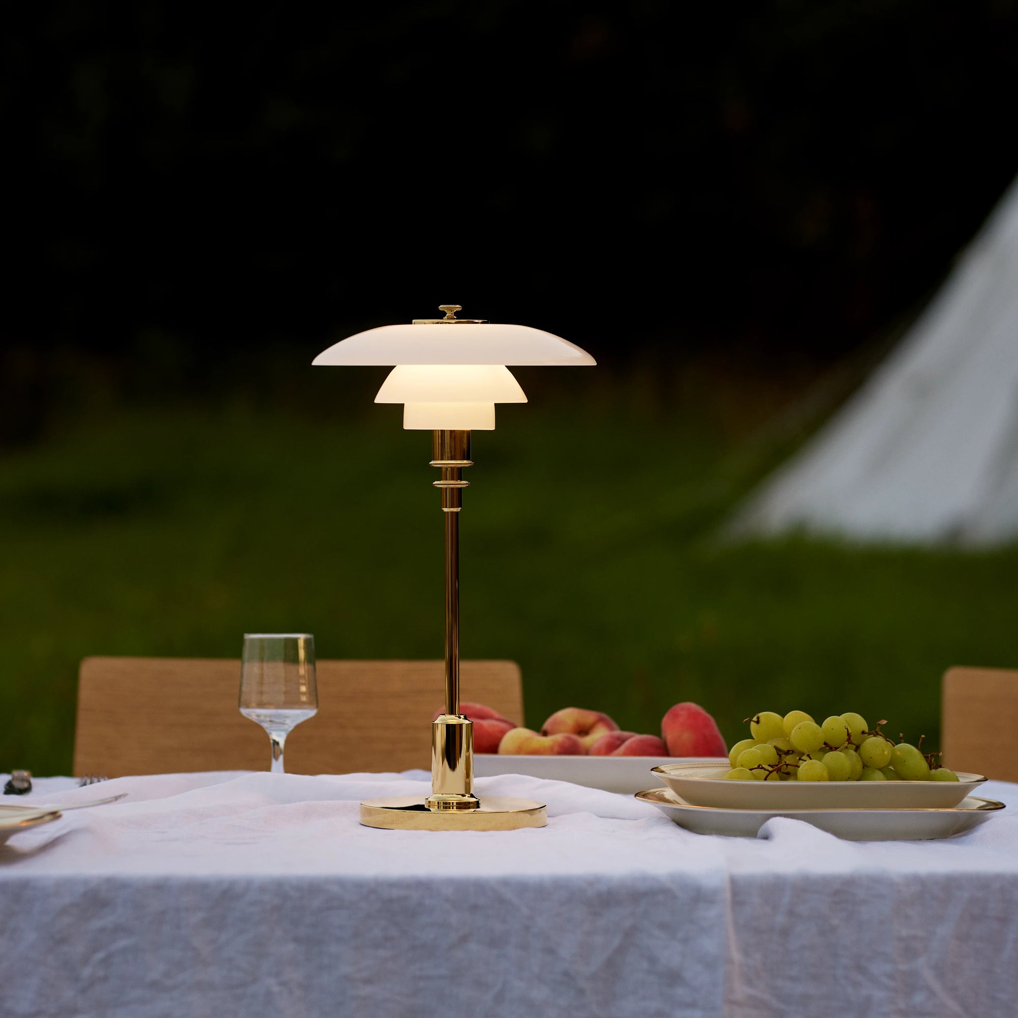 PH 2/1 Oppladbar Lampe