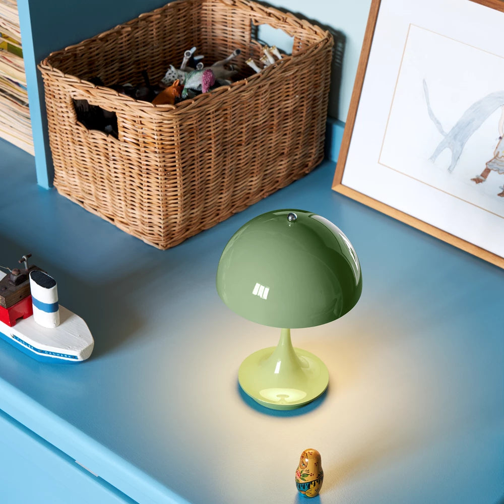 Panthella 160 Oppladbar lampe