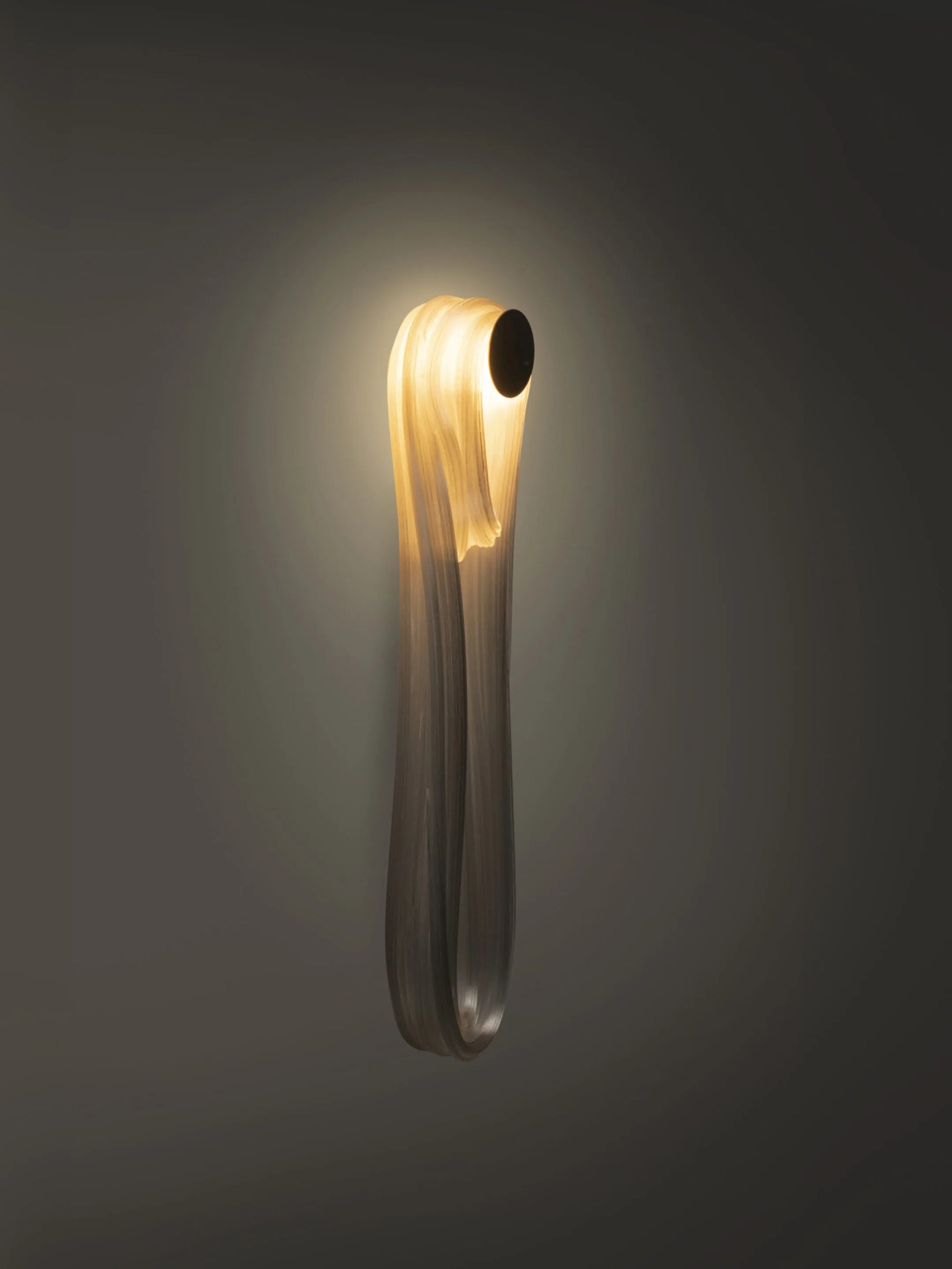 Bocci 87 vegglampe designet med strukket glass 