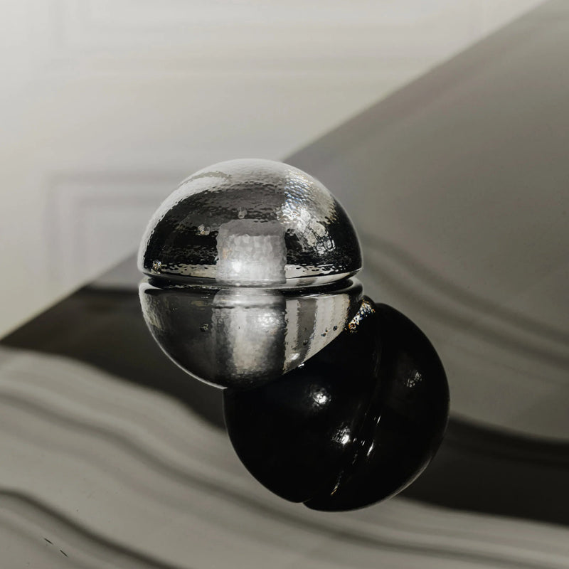 Bocci 14p Mirror oppladbar lampe i ORBITAL-installasjonen