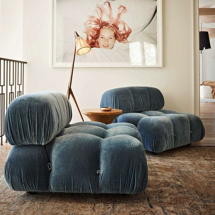 italiensk designsofa i blå velour av Mario Bellini