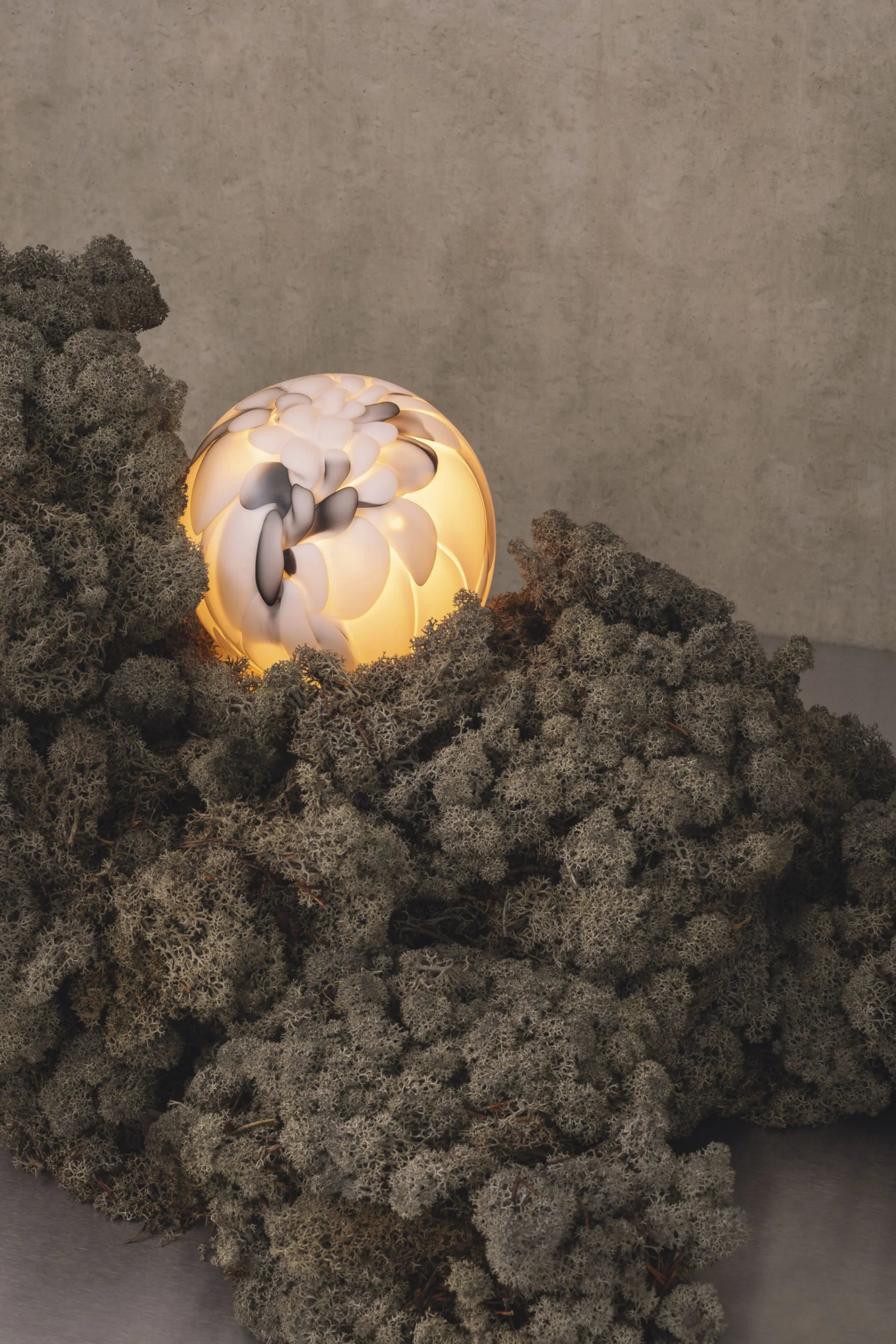 118P portable oppladbar lampe fra Bocci, delikat lys perfekt til bord eller stemning