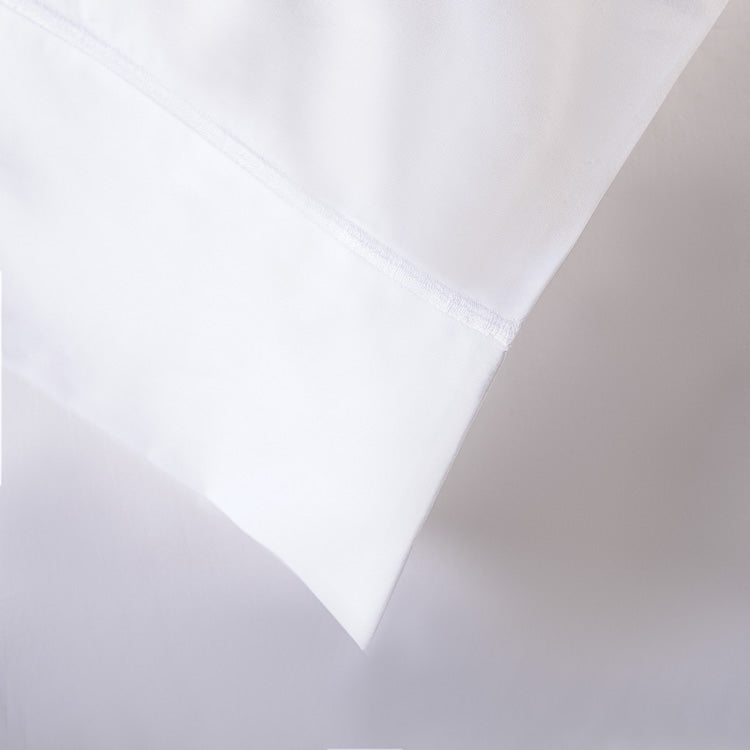 Rivolta Carmignani Deluxe hvitt percale sengetøy, eksklusive sømmer og raffinert italiensk design, luksuriøst og mykt