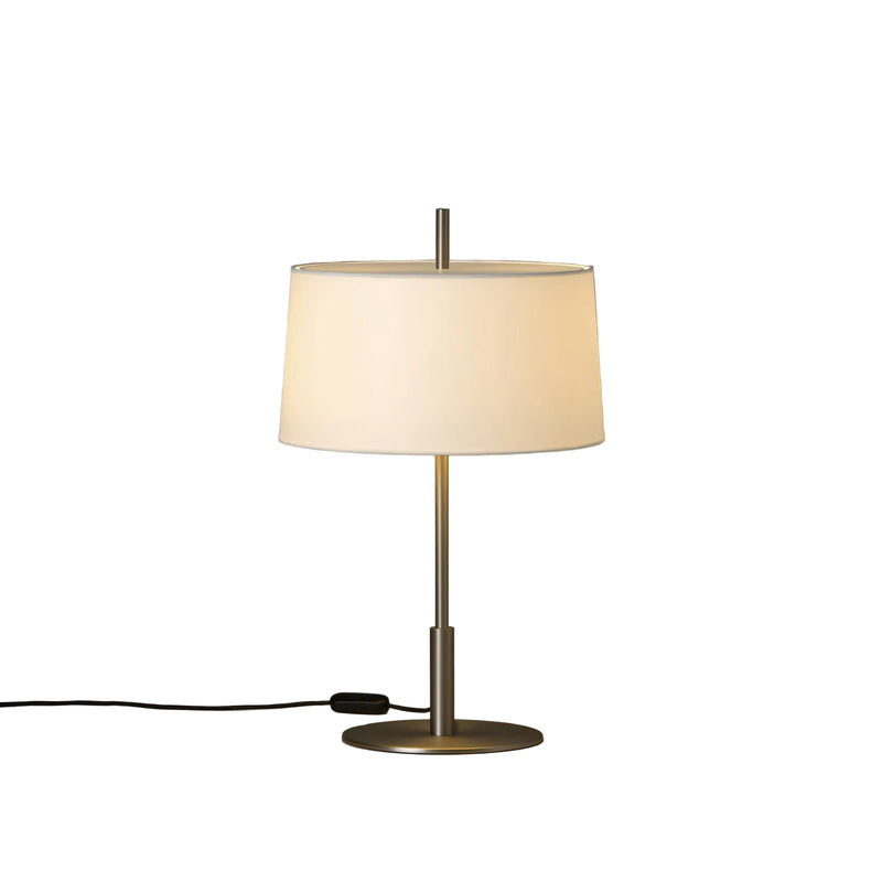 Diana Menor Bordlampe fra Santa & Cole i nikkel