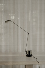 Lumina Daphine Terra Anniversary Edition gulvlampe i spesialfarge laget for Expo Novas 60-årsjubileum, nummerert og eksklusiv utgave.