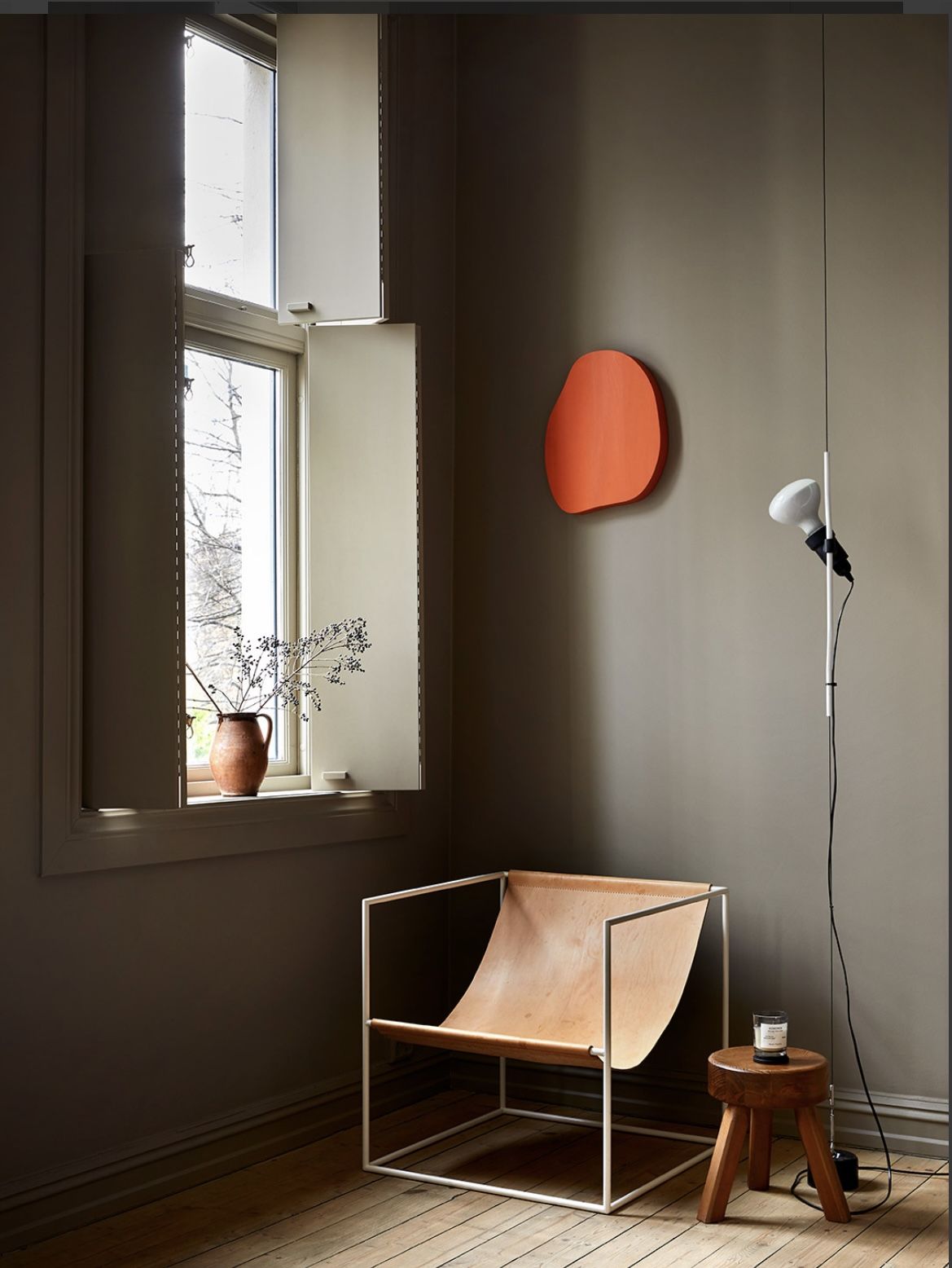 Flos Parentesi Lampe med hvit base 