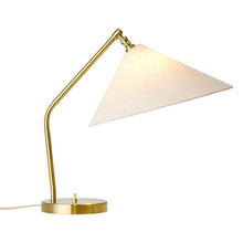 bordlampe med lampeskjerm i lin og messing
