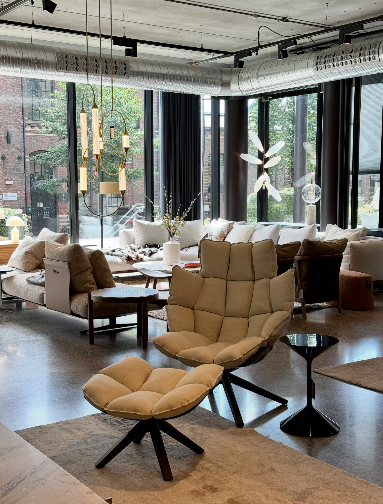 Husk H3G Loungestol m/ puff - Utstillingsmodell