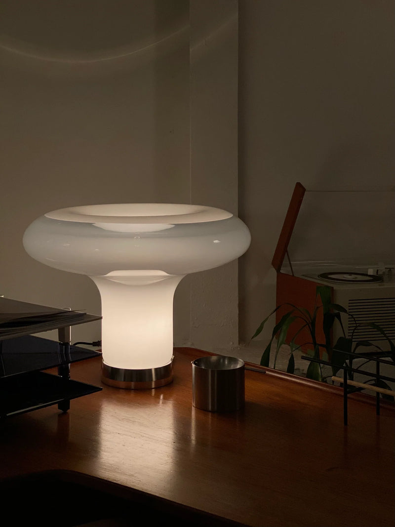 Lesbo Bordlampe