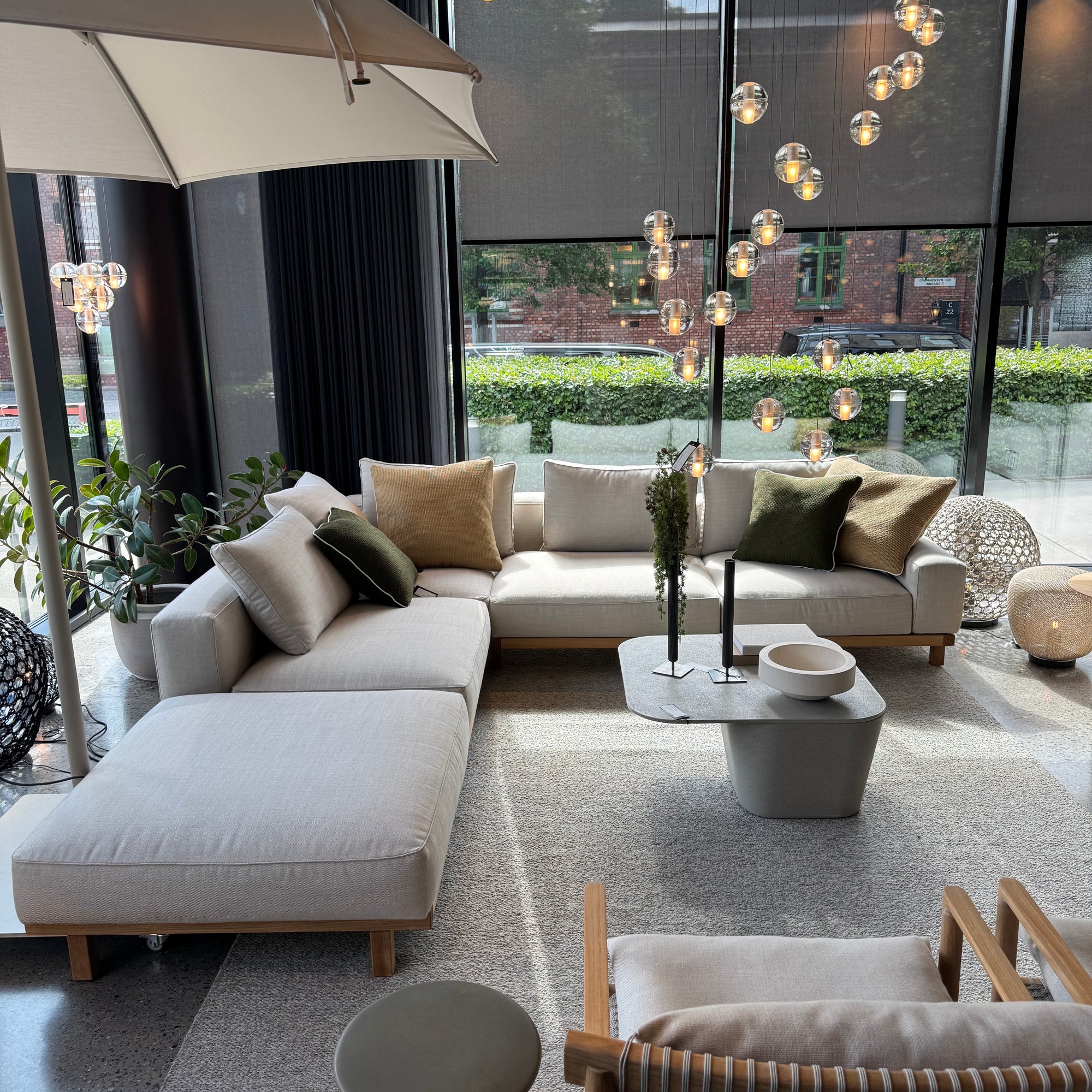 Vis à Vis Outdoor Sofa - Utstillingsmodell