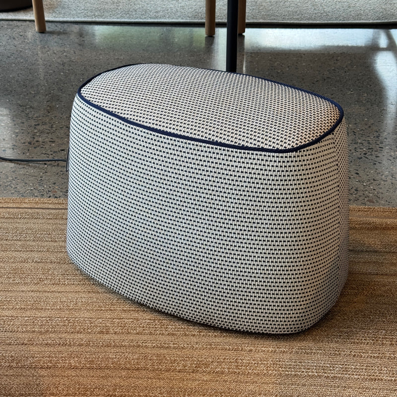 Frank Outdoor Ottoman - Utstillingsmodell