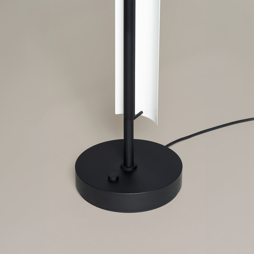 Santa & Cole Lámina 165 Gulvlampe, detaljbilde