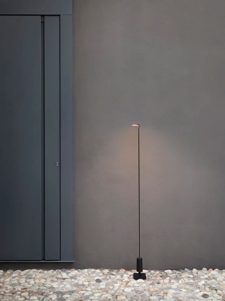Flia Oppladbar Gulvlampe