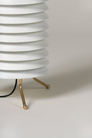 Maija Bordlampe fra Santa & Cole, detalj