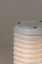 Maija Bordlampe fra Santa & Cole, detalj