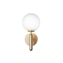 Miira wall lamp Nuura