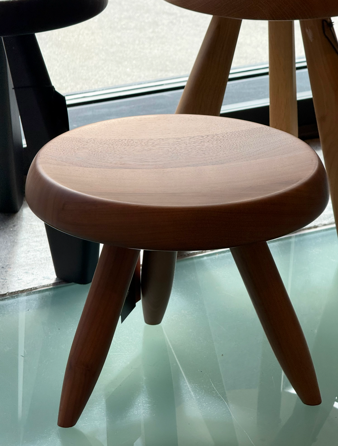 524 Tabouret Berger Krakk - Utstillingsmodell