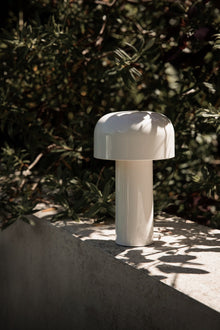 BELLHOP Oppladbar Lampe