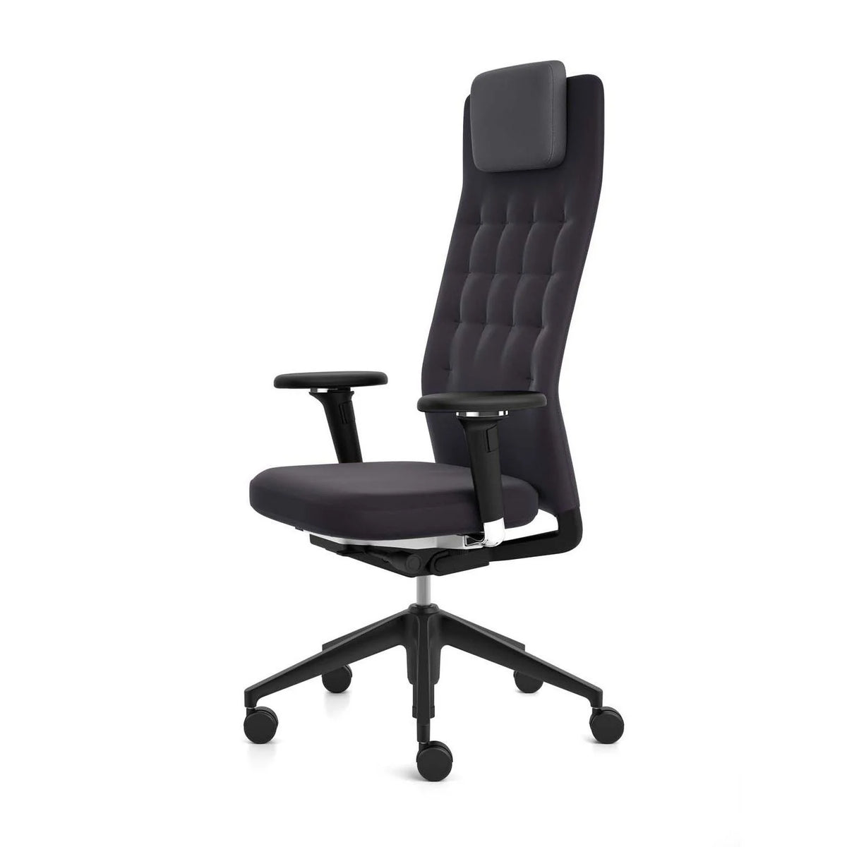 ID Trim L kontorstol fra Vitra med 3D-armlener