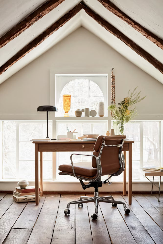 Vitra EA217 kontorstol med hev/senk og vippefunksjon, ergonomisk design for hjemmekontor