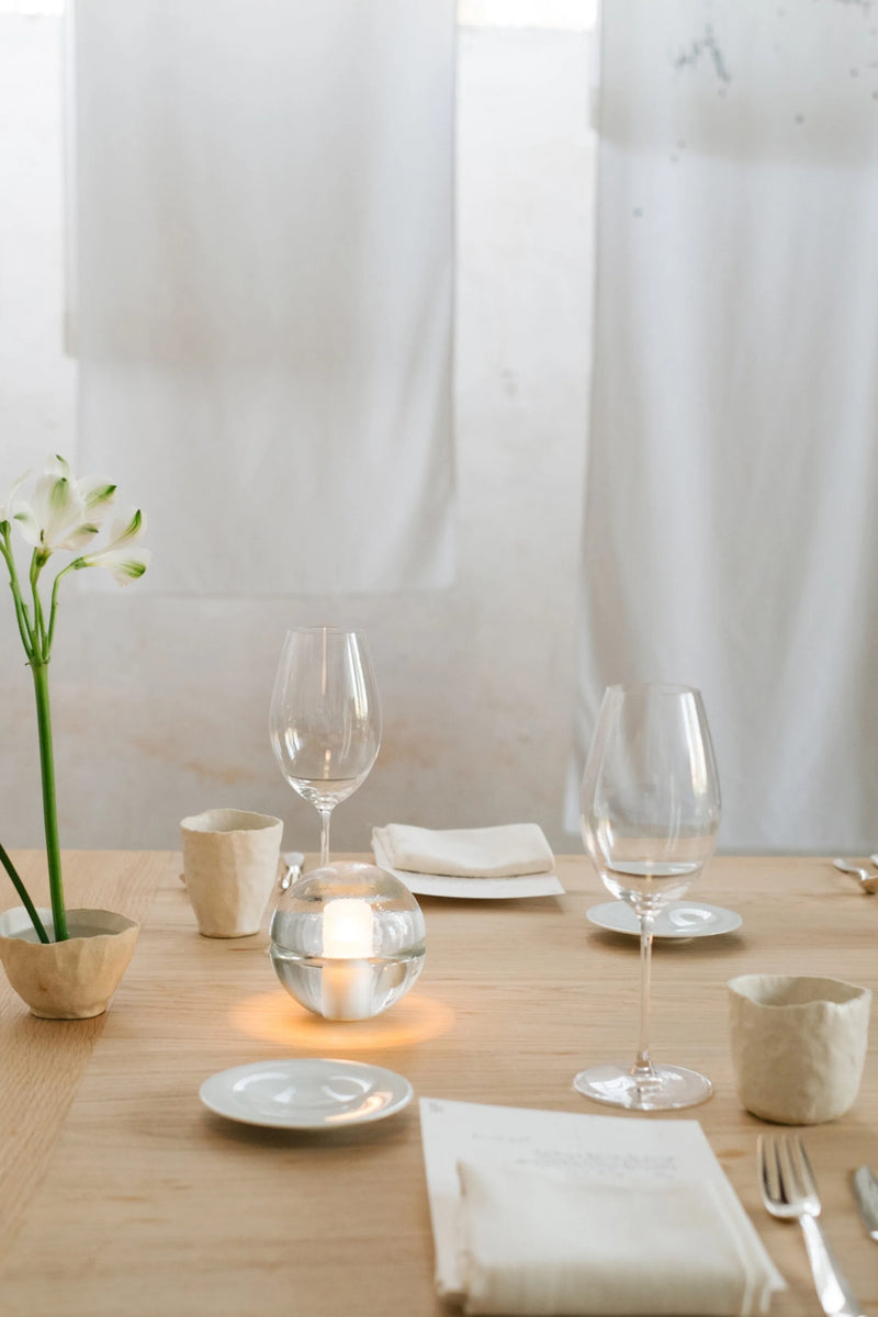 Bocci 14p Bærbar lampe fra Bocci på spisebord