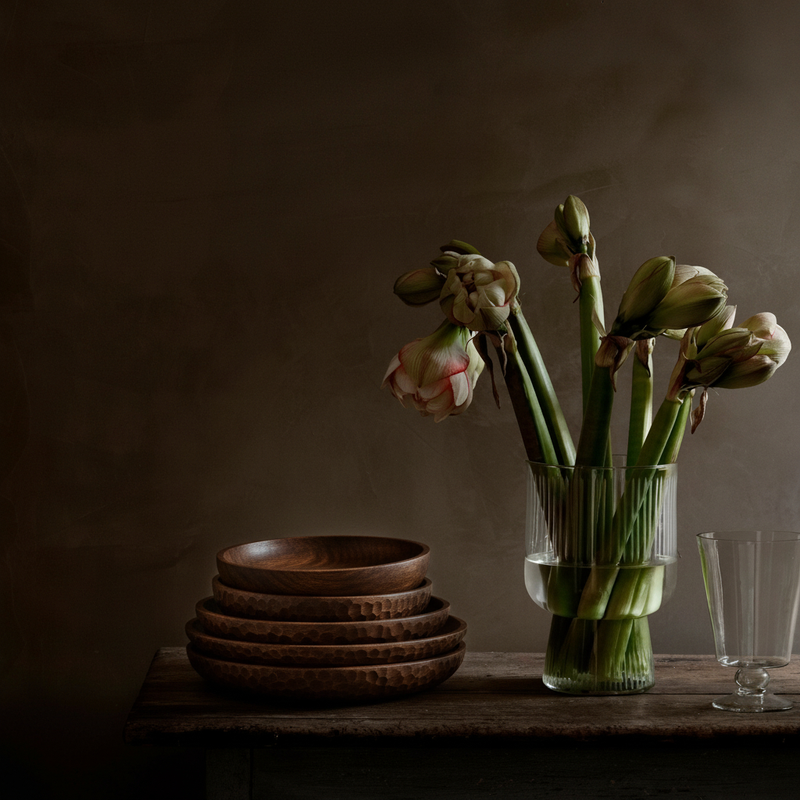 Skåler i utskjært valnøtt fra Zanat