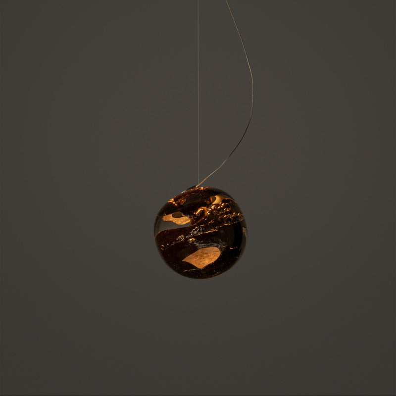 Bocci 93.1 Sculptural Cable Pendel, 93 1 Sculptural Cable Nikkel i mørkt miljø