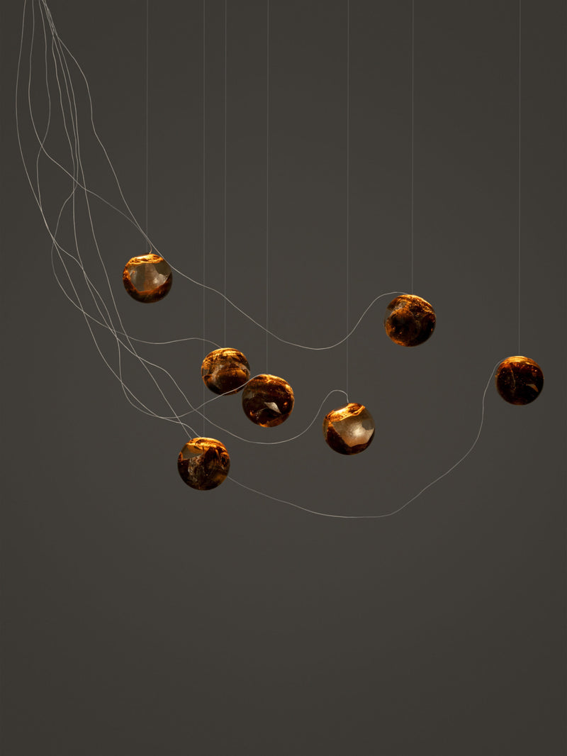 Bocci 93.7 Sculptural Cable Pendel, 93 7 Sculptural Cable Nikkel i mørkt miljø