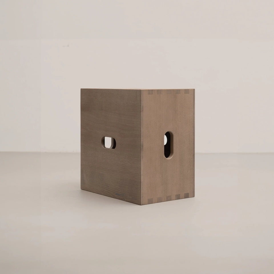 le corbusier tabouret cabanon LC14 Expo Nova 60 anniversary