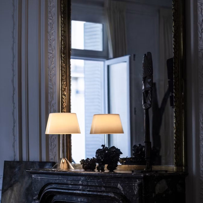 Chapeaux V Bordlampe - Utstillingsmodell